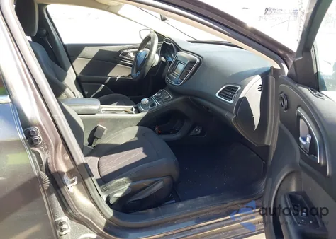 2015 Chrysler 200 Limited z USA, uszkodzony, nr VIN 1C3CCCAB6FN715144